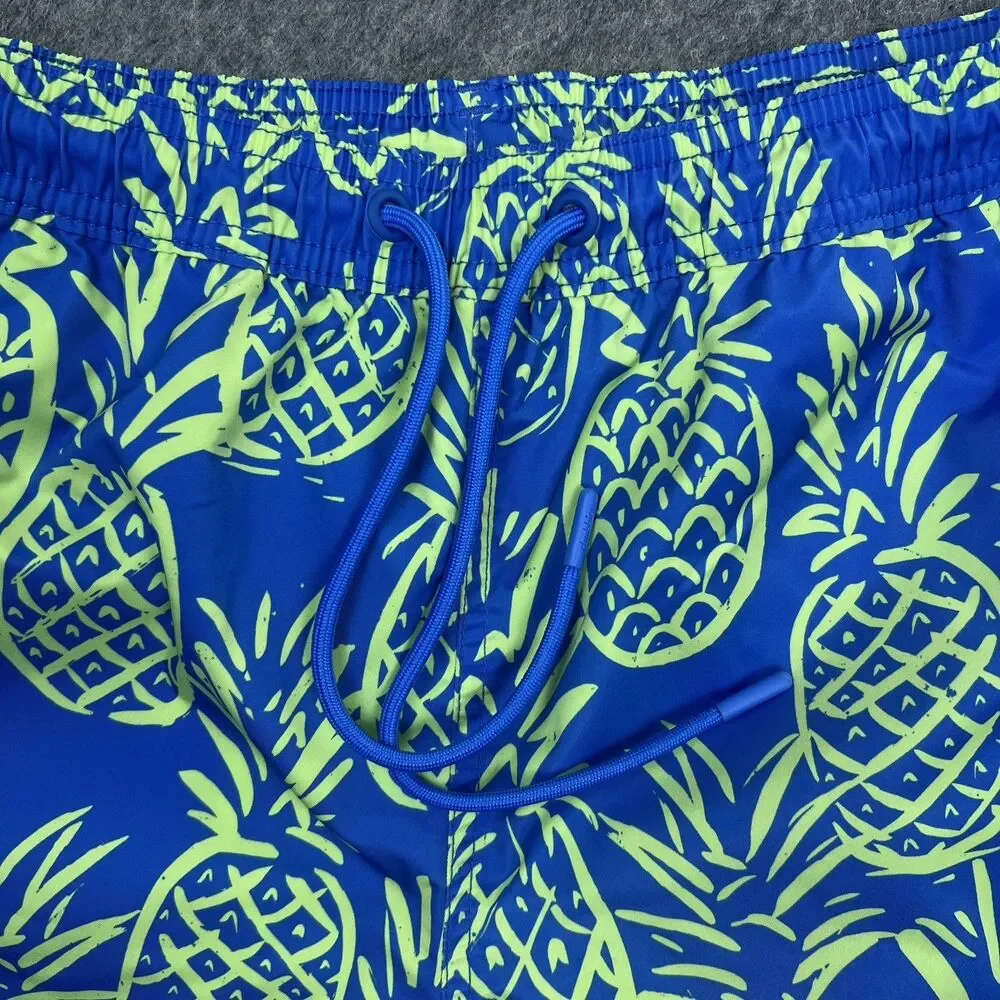 Chubbies Men's Swim Trunks Blue Pineapple Print Mesh Lined Quick Dry Size Medium